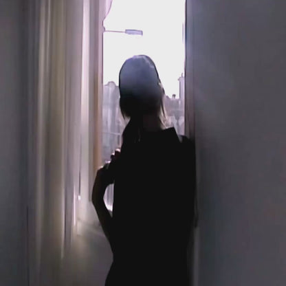 CAP - ROMANTIC BLACK